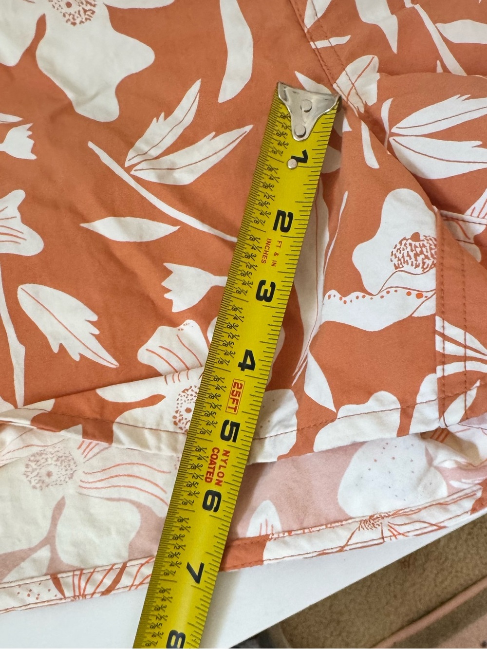 Patagonia Womens Wavefarer Boards Shorts 5" Orange/Peach White Floral Sz 12 - Picture 11 of 11